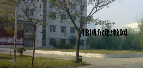 河南技工學(xué)校2021年報(bào)名條件、招生要求、招生對(duì)象