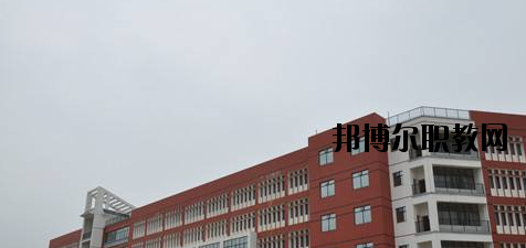 桂東衛(wèi)生學(xué)校2020年報(bào)名條件、招生要求、招生對(duì)象 