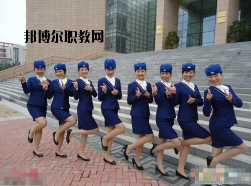 成都翔飛航空職業(yè)技術(shù)學(xué)校2020年報(bào)名條件、招生要求、招生對(duì)象
