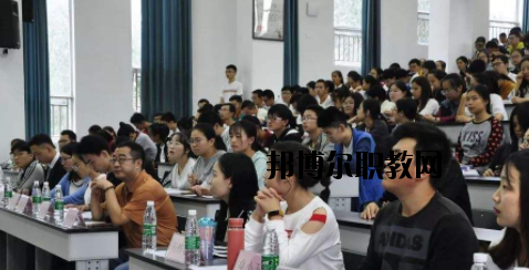 來賓衛(wèi)生學(xué)校怎么樣、好不好