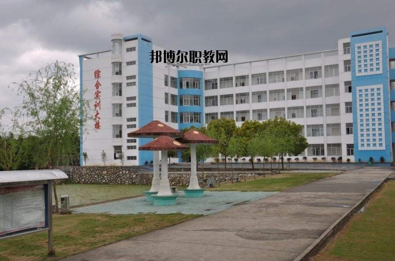 洛陽長城中等專業(yè)學校2021年招生計劃