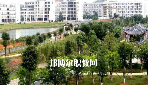 柳州地區(qū)技工學(xué)校2020年招生辦聯(lián)系電話(huà)