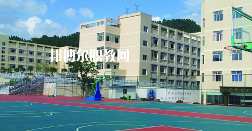 銅仁碧江區(qū)中等職業(yè)學(xué)校2020年報(bào)名條件、招生要求、招生對(duì)象