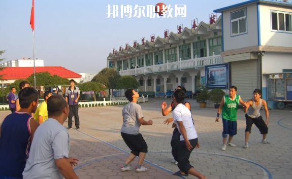 張家川縣阿拉伯語(yǔ)言學(xué)校2020年報(bào)名條件、招生要求、招生對(duì)象