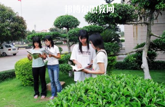 廣州市番禺區(qū)職業(yè)技術(shù)學(xué)校2020年報(bào)名條件、招生要求、招生對象