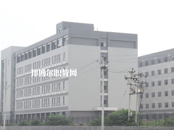 河南女子職業(yè)學(xué)院中專部2021年學(xué)費、收費多少