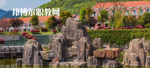 貴陽幼兒師范高等?？茖W(xué)校(中職部)2020年有哪些專業(yè)