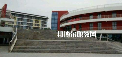 畢節(jié)幼兒師范高等專(zhuān)科學(xué)校(中職部)2020年報(bào)名條件、招生要求、招生對(duì)象
