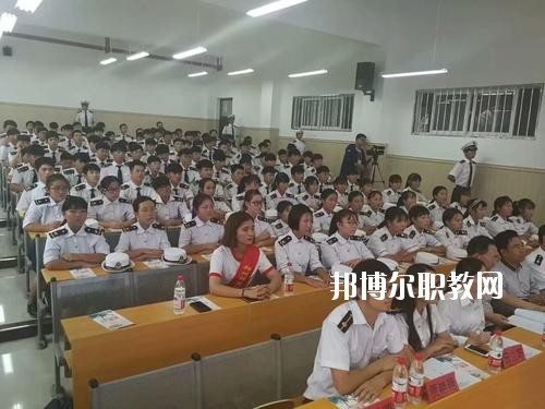 河南省經(jīng)濟技術中等職業(yè)學校2021年報名條件、招生要求、招生對象