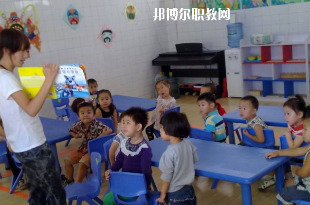 湖北2020年女生學幼師學校
