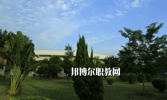 佛山順德區(qū)勒流職業(yè)技術(shù)學(xué)校2020年招生辦聯(lián)系電話(huà)