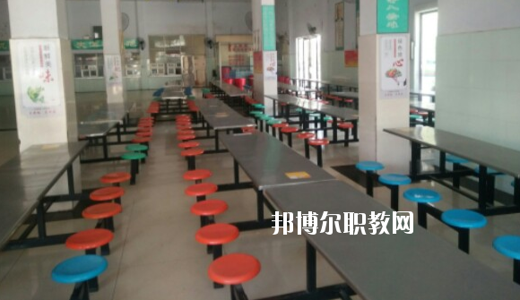 襄城區(qū)職業(yè)高級中學食堂