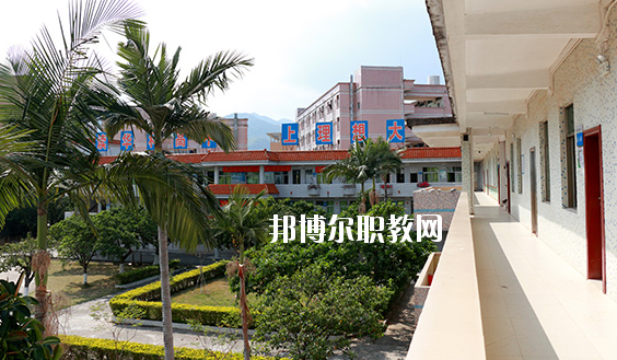 惠州華科職業(yè)高級(jí)中學(xué)怎么樣、好不好