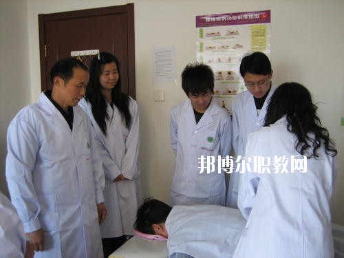四川2020年讀衛(wèi)校學什么技術好
