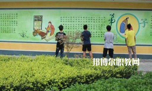 懷遠縣中等職業(yè)技術(shù)學(xué)校2020年報名條件、招生要求、招生對象