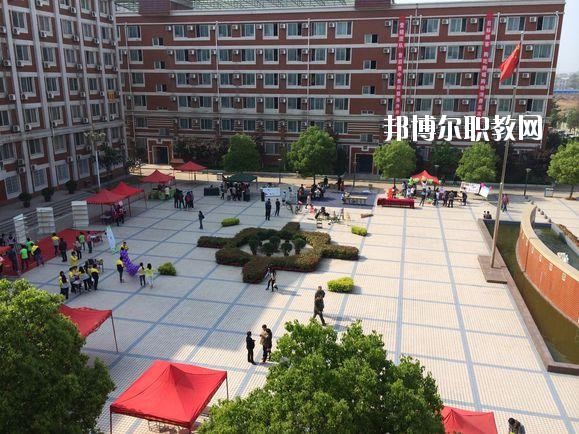 鄭州市財經(jīng)學校2021年報名條件、招生要求、招生對象