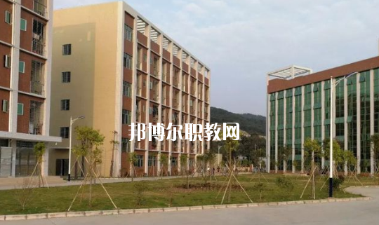 龍門縣職業(yè)技術(shù)學(xué)校2020年報(bào)名條件、招生要求、招生對象