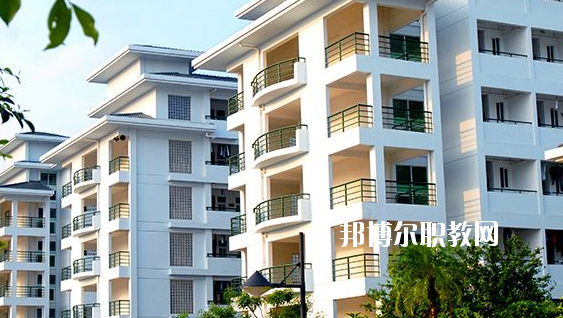 梅州職業(yè)技術(shù)學(xué)校2020年報(bào)名條件、招生要求、招生對象