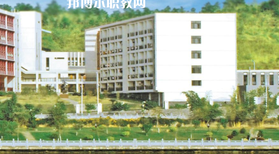 梅州藝術(shù)學校2020年報名條件、招生要求、招生對象