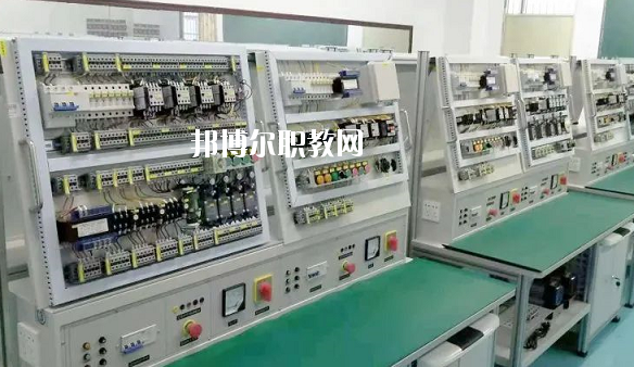 梅州五洲學(xué)校2020年報名條件、招生要求、招生對象