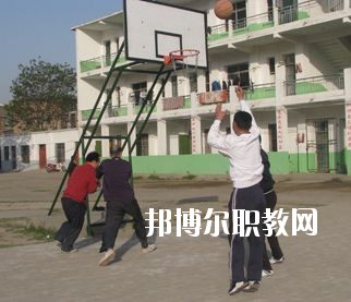 開封市信息工程學校2021年招生辦聯(lián)系電話