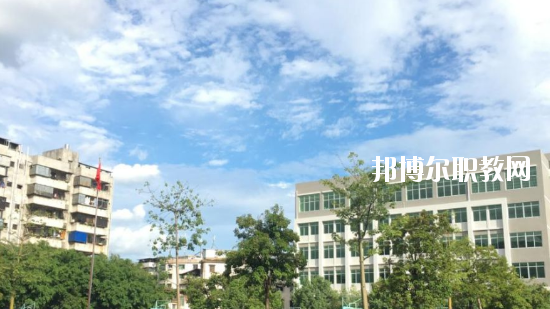 梅縣技工學(xué)校2020年報名條件、招生要求、招生對象