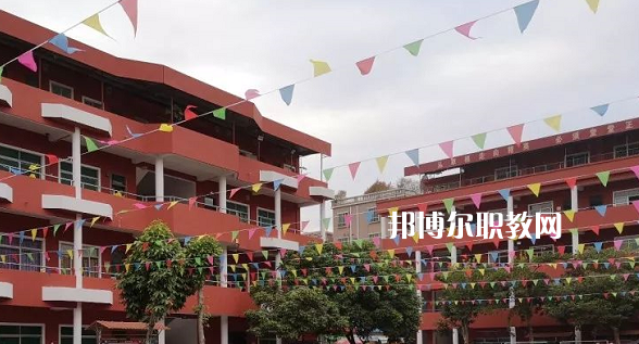 東莞鼎文職業(yè)技術(shù)學(xué)校2021年報名條件、招生要求、招生對象