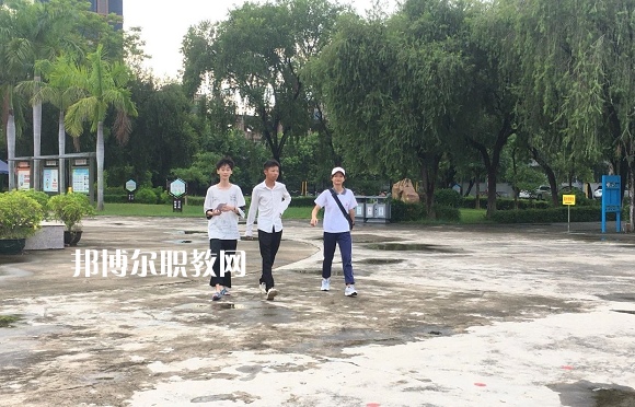 汕頭潮陽建筑職業(yè)技術學校2021年招生辦聯(lián)系電話