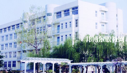 安慶市建筑工程學(xué)校2021年報(bào)名條件、招生要求、招生對(duì)象