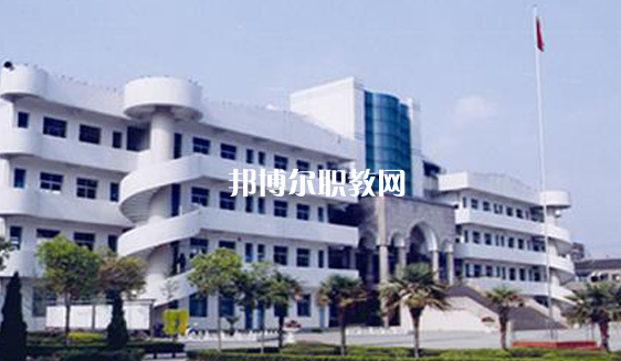 安慶市建筑工程學校2021年招生辦聯(lián)系電話