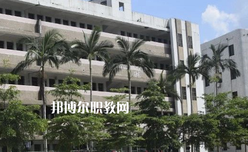 吳川職業(yè)高級中學(xué)2021年學(xué)費、收費多少