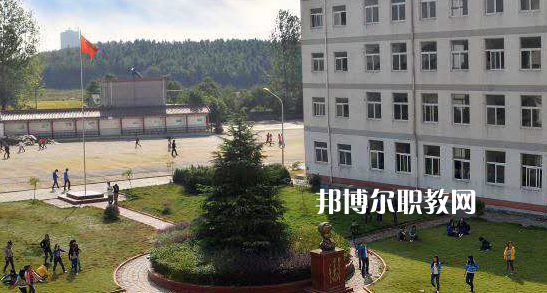 桐城中華職業(yè)學校怎么樣、好不好