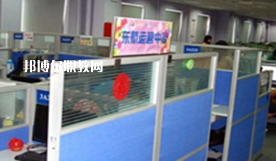黃山市當(dāng)代職業(yè)學(xué)校2021年報(bào)名條件、招生要求、招生對象