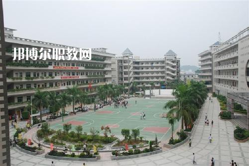 成都金海洋創(chuàng)意產(chǎn)業(yè)職業(yè)技術(shù)學校2017年招生簡章