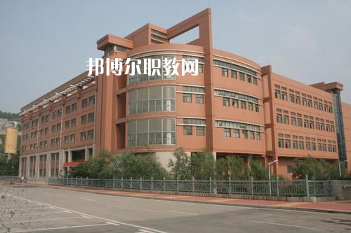 四川長虹職業(yè)技術(shù)學(xué)校2021年報(bào)名條件、招生要求