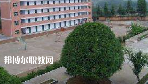 重慶市對外貿(mào)易經(jīng)濟學(xué)校2021年招生辦聯(lián)系電話