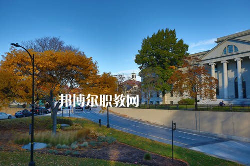 四川省工業(yè)設(shè)備安裝技工學(xué)校2021年報(bào)名條件、招生要求