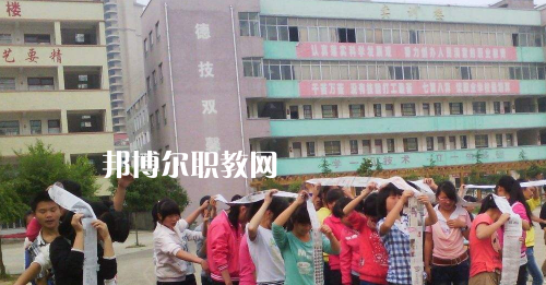 甕安鴻翔中等職業(yè)技術學校怎么樣、好不好