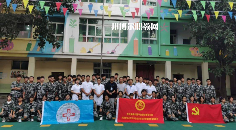 西雙版納經(jīng)濟(jì)管理職業(yè)學(xué)校怎么樣、好不好