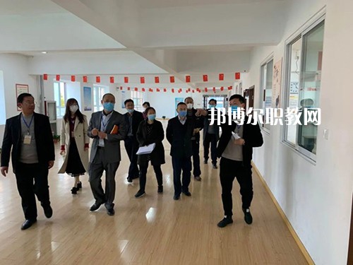 泰州市鳳凰藝術(shù)學(xué)校怎么樣、好不好