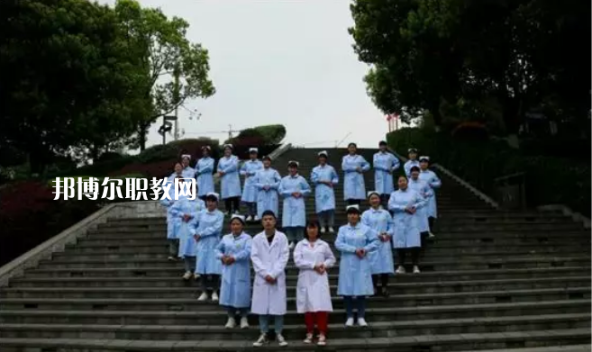 威信縣職業(yè)高級(jí)中學(xué)2021年學(xué)費(fèi)、收費(fèi)多少