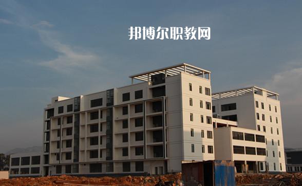 紅河州衛(wèi)生學(xué)校2021年學(xué)費(fèi)、收費(fèi)多少