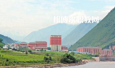 怒江州民族中等專業(yè)學(xué)校怎么樣、好不好