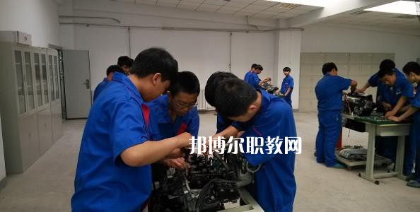 成都2021汽修學(xué)校有什么專(zhuān)業(yè)適合男生