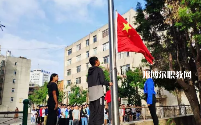 云南廣播電視學(xué)校2021年學(xué)費(fèi)、收費(fèi)多少