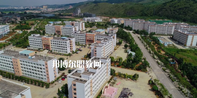 文山農(nóng)業(yè)學校2021年招生辦聯(lián)系電話