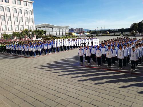 玉溪工業(yè)財貿(mào)學校怎么樣、好不好
