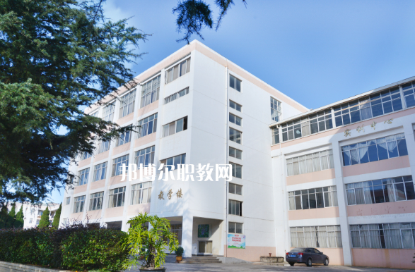 云南中醫(yī)藥中等?？茖W(xué)校2021年有哪些專業(yè)
