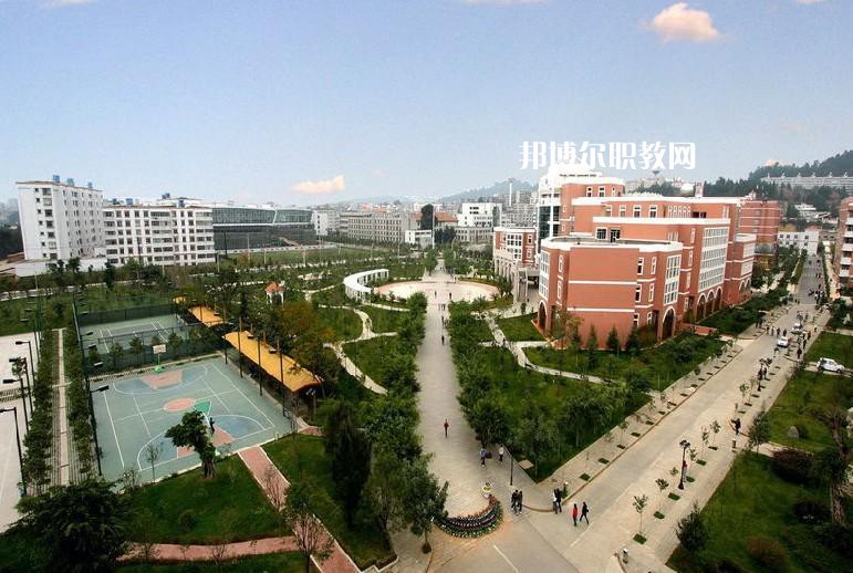 云南財經(jīng)學校2021年報名條件、招生要求、招生對象