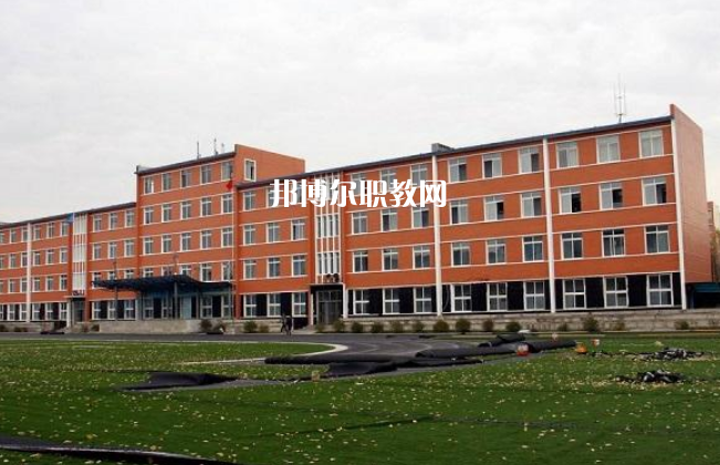 云南楚雄工業(yè)學校怎么樣、好不好